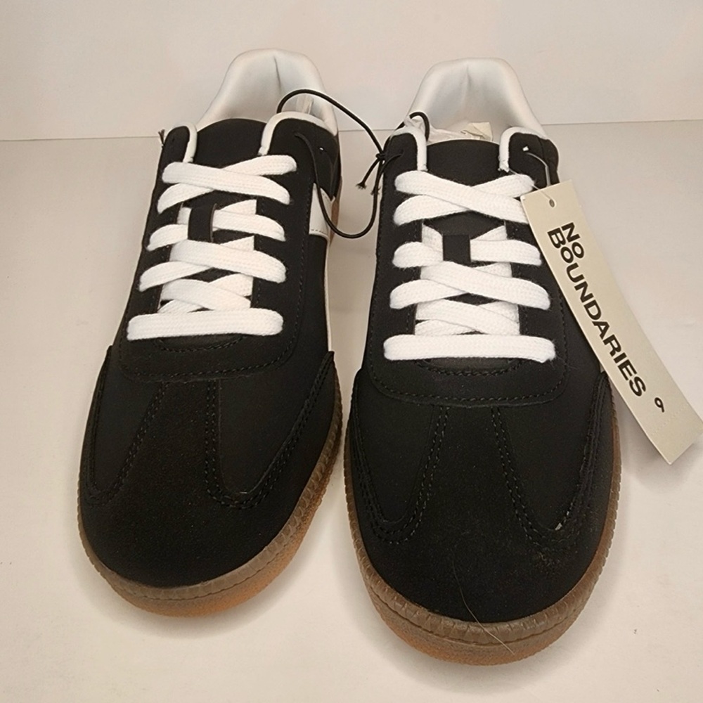 No Boundaries Women's Lace Up Sport Sneakers Feaux Suede, 9